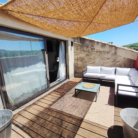Climatisé Avec Belle Terrasse à 10 Min D'uzès Apartamento